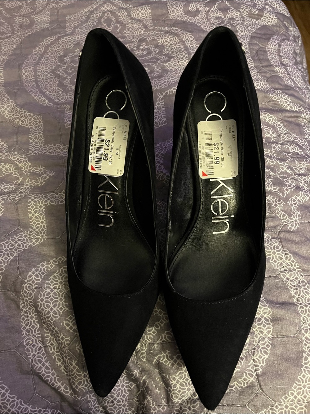 Calvin Klein Black Pointed-Toe Suede Pumps - Classic Heel